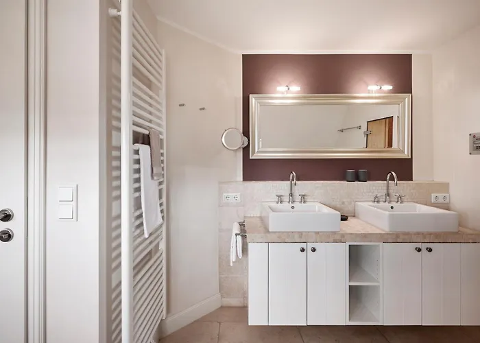 Feenhues Semesterbostad